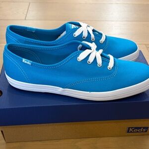 BNWT Women’s Champion Canvas Keds Size 7